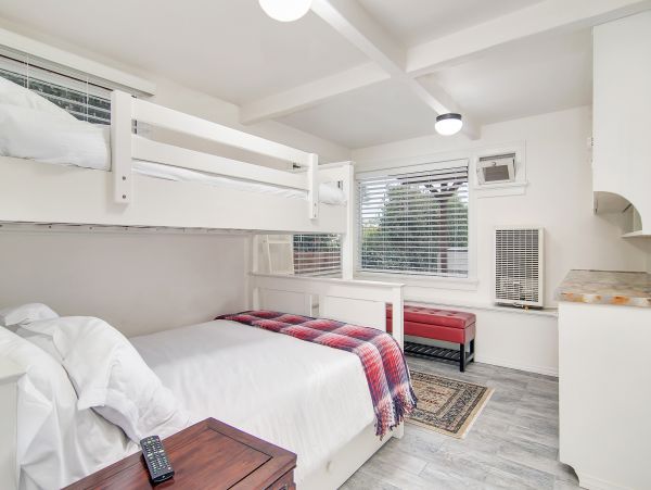 Mission Beach And Pacific Beach Home 1021621
