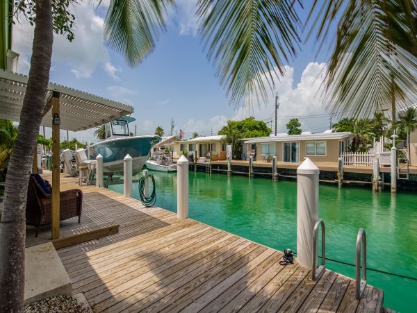 Breathtaking Water View From 4 Bedroom Canal Home