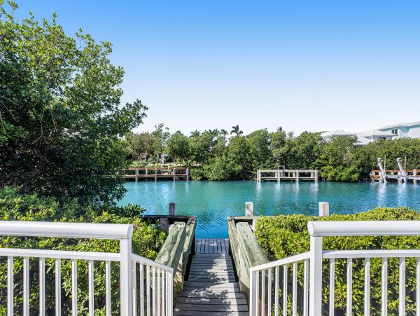 Magnificent Marathon Vacation Home away from Home
