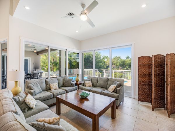 Magnificent Marathon Vacation Home away from Home