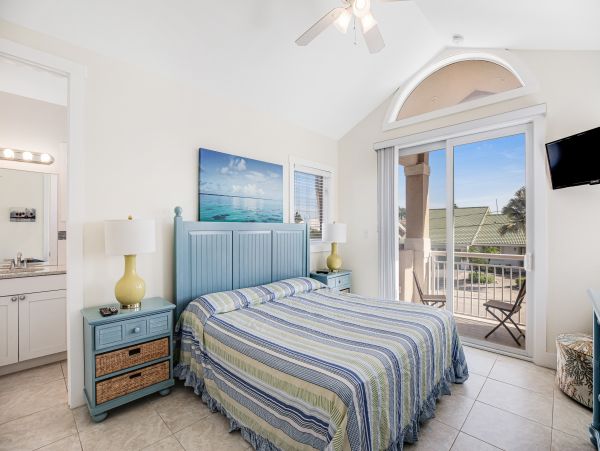 Magnificent Marathon Vacation Home away from Home