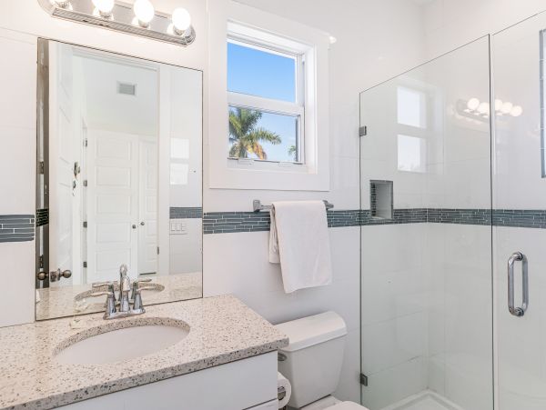 Magnificent Marathon Vacation Home away from Home
