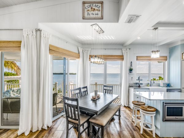 Luxurious Waterfront Retreat with Private Pool & Dock in Cudjoe Key