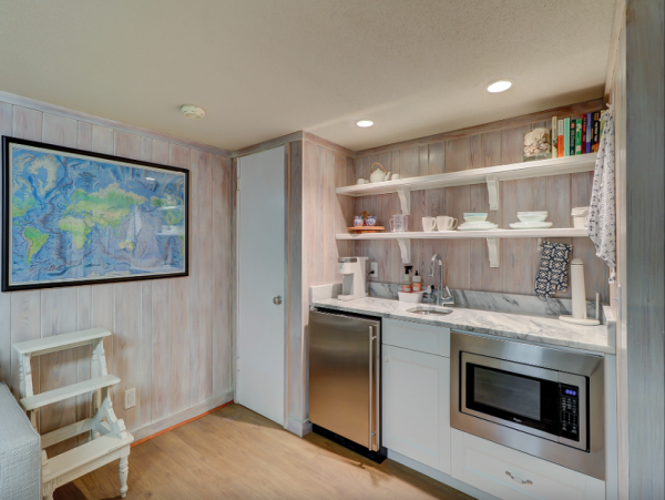 Gorgeous 4 Bedroom Vacation Home in Hilton Head 11 Guests
