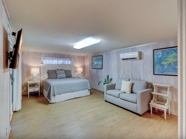 Gorgeous 4 Bedroom Vacation Home in Hilton Head 11 Guests