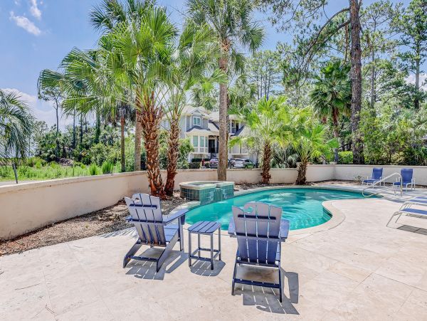 Hilton Head Vacation Pool Home Four Bedroom plus Loft