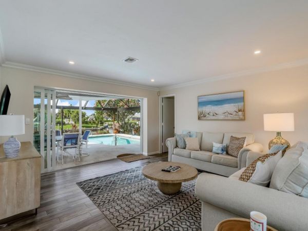 Marco Island Waterfront 3 Bedroom Home with Pool, Spa & Dock