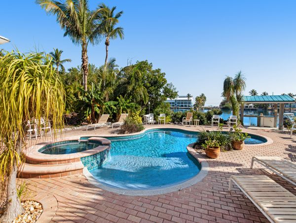 Gulf Views Islamorada Vacation Home Six Bedroom