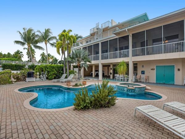 Gulf Views Islamorada Vacation Home Six Bedroom