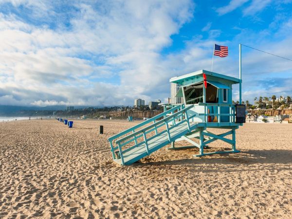 Five Bedroom Home in Santa Monica with Private Pool & Spa