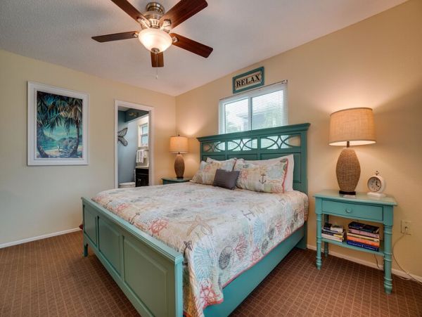 Walk to Beach Holmes Beach Vacation Condo Two Bedroom
