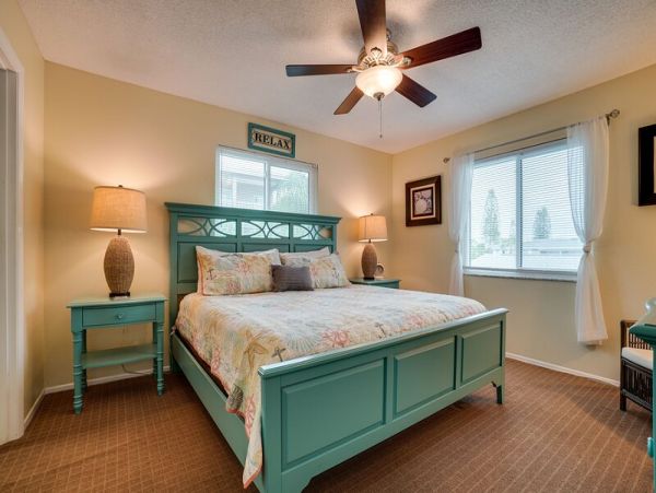 Walk to Beach Holmes Beach Vacation Condo Two Bedroom