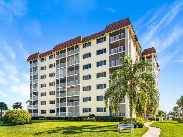 Fort Myers Condo 1021760