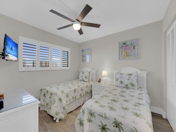 Fort Myers Beach Vacation Rental - Gulf Front Condo with Pool & Concierge Services