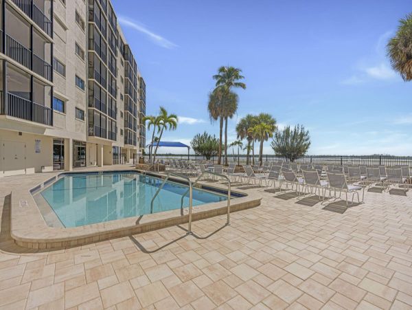 Fort Myers Beach Vacation Rental - Gulf Front Condo with Pool & Concierge Services