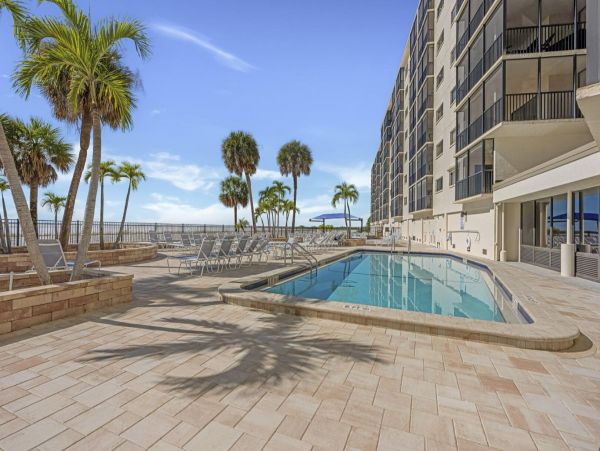 Fort Myers Beach Vacation Rental - Gulf Front Condo with Pool & Concierge Services