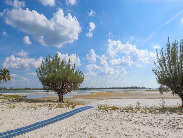 Fort Myers Beach Vacation Rental - Gulf Front Condo with Pool & Concierge Services