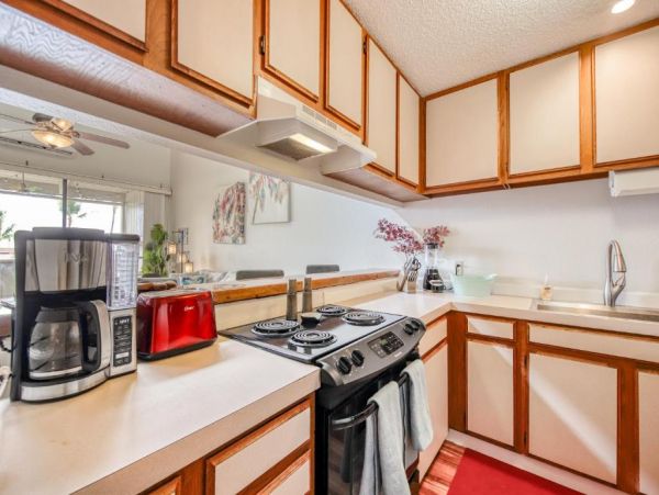 Kailua-Kona Vacation Condo Two Bedroom