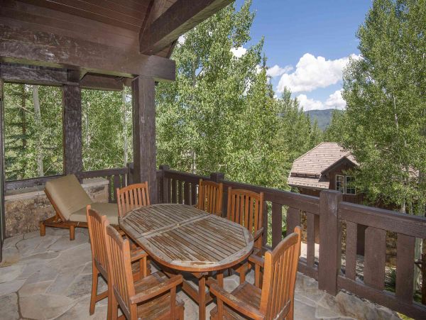 Bachelor Gulch ski ins ski out home