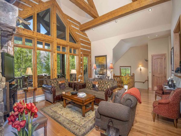 Bachelor Gulch ski ins ski out home