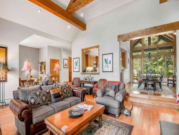 Bachelor Gulch ski ins ski out home