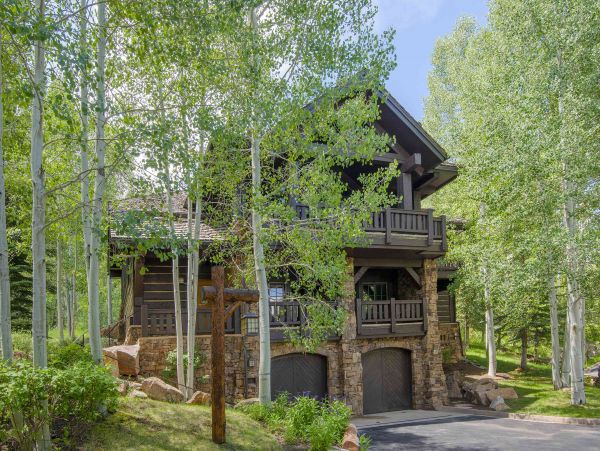 Bachelor Gulch ski ins ski out home