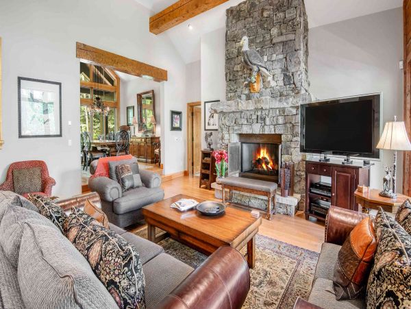 Bachelor Gulch ski ins ski out home