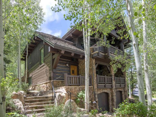 Bachelor Gulch ski ins ski out home