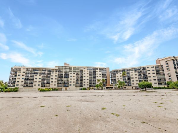 Fort Myers Condo 1021781