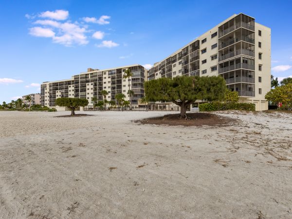 Fort Myers Condo 1021782