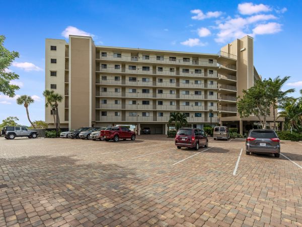 Fort Myers Condo 1021782