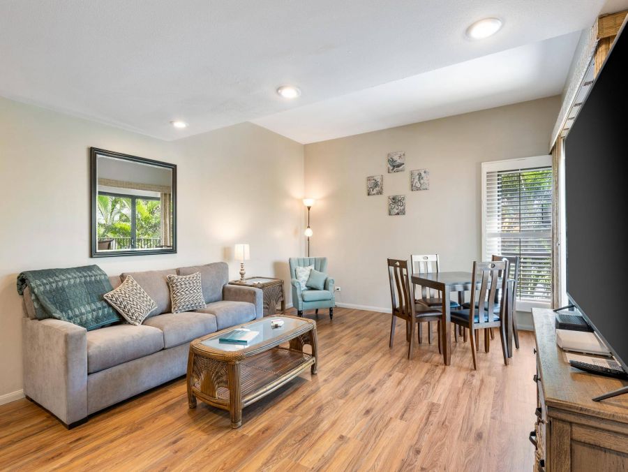 Kailua-Kona Ocean Front Two Bedroom Rental Condo