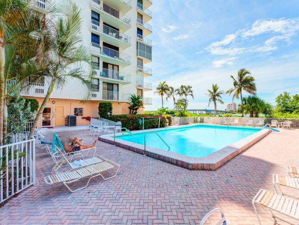 Fort Myers Condo 1021800