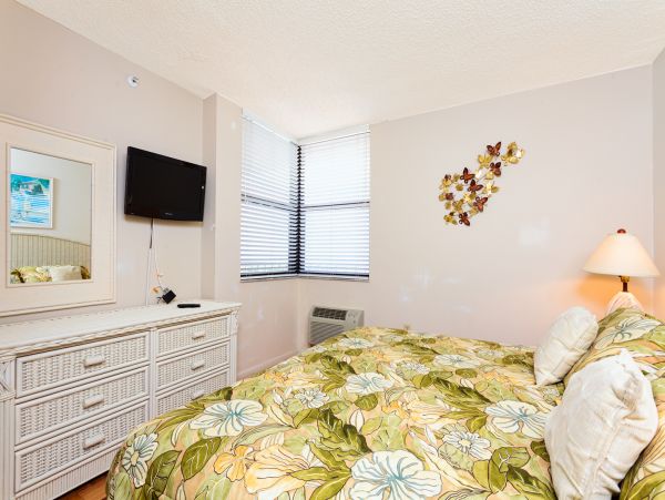 Fort Myers Condo 1021800