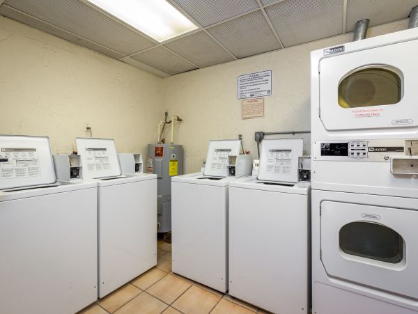 Fort Myers Condo 1021800
