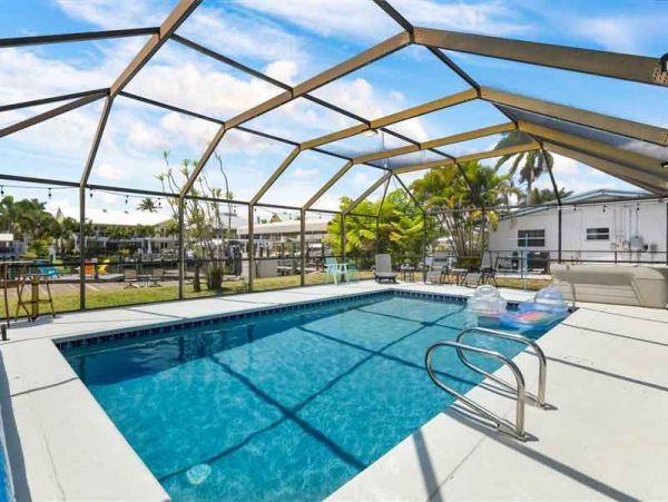 Fort Myers Home 1021805