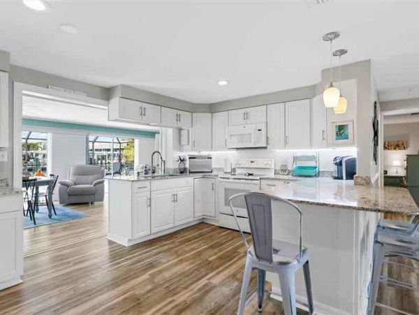 Fort Myers Home 1021805