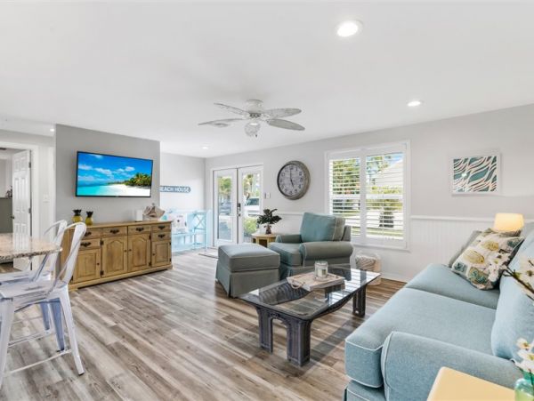 Fort Myers Home 1021805