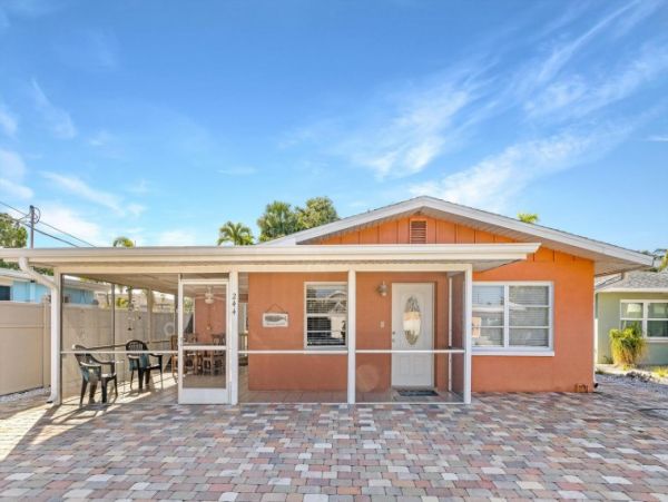 Fort Myers Home 1021806