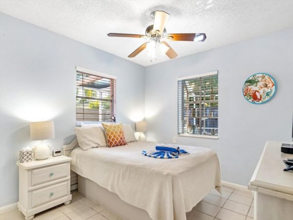 Fort Myers Home 1021806