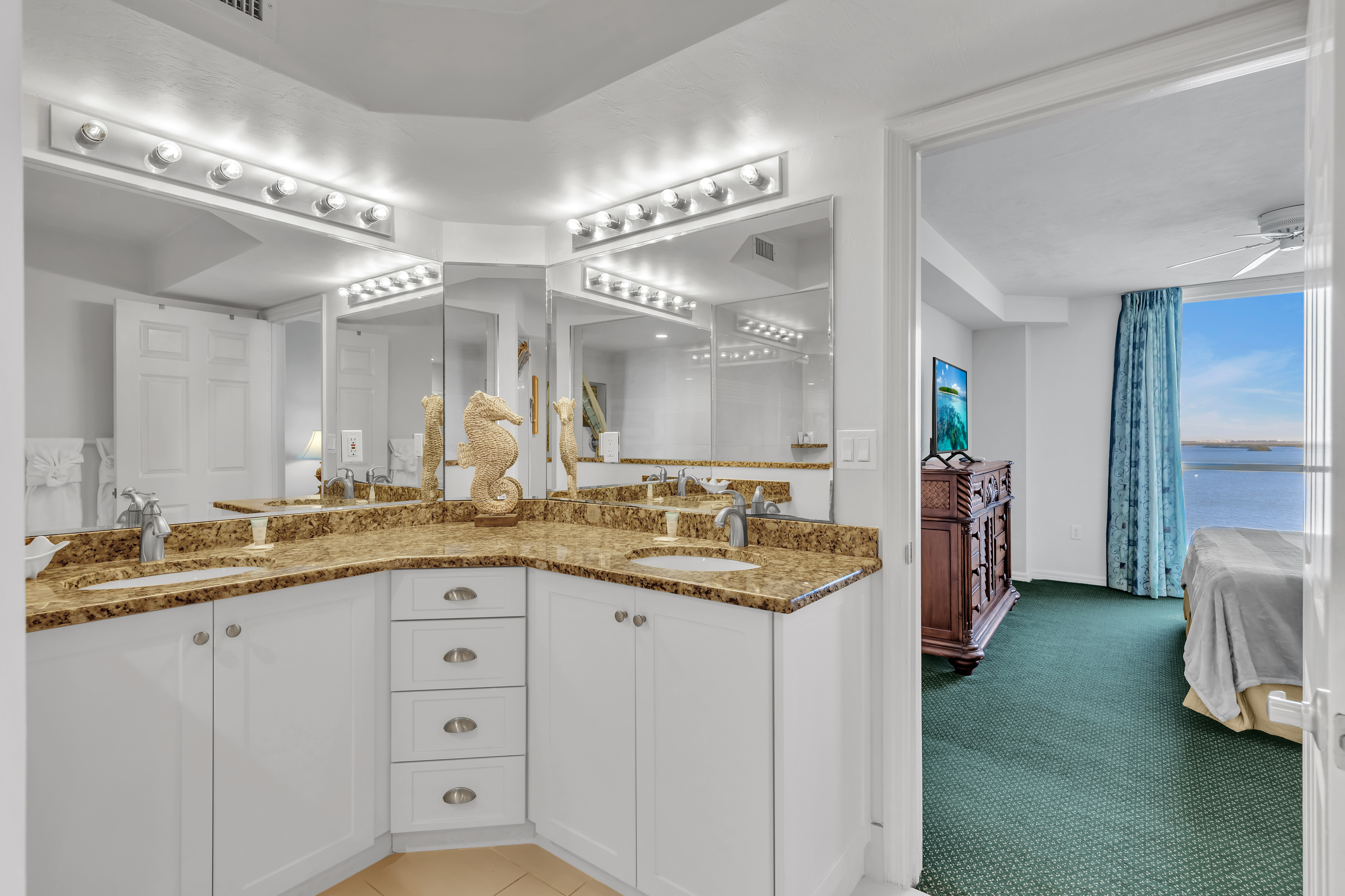 Fort Myers Condo 1021810