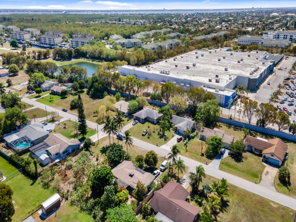 Cape Coral Home 1021813