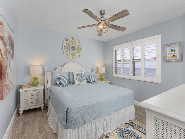Magnificent Views Newly Updated  Beachfront Style