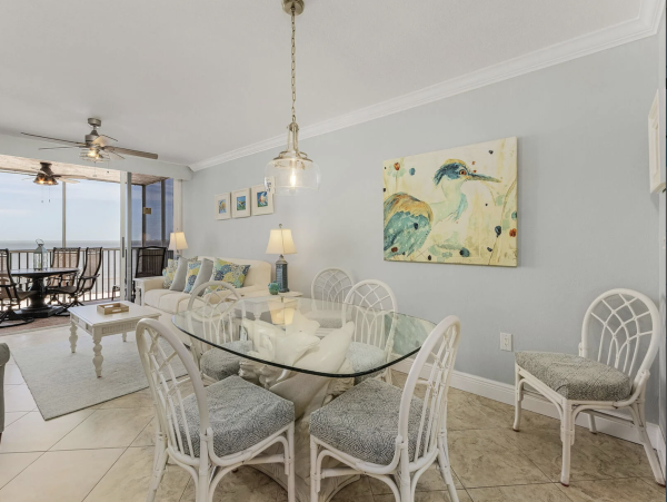 Magnificent Views Newly Updated  Beachfront Style