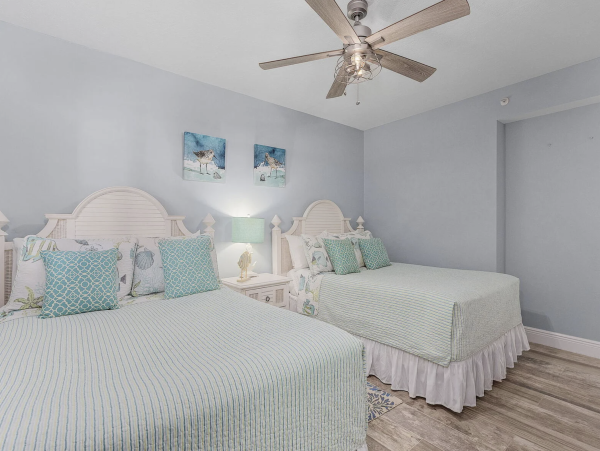 Magnificent Views Newly Updated  Beachfront Style