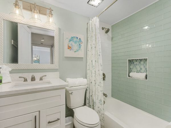 Magnificent Views Newly Updated  Beachfront Style