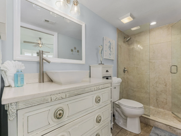 Magnificent Views Newly Updated  Beachfront Style