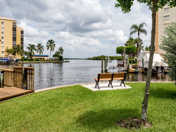 Bay Views Fort  Myers Vacation Condo Two Bedroom