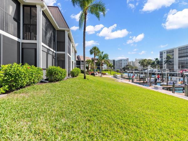 Fort Myers Condo 1021844