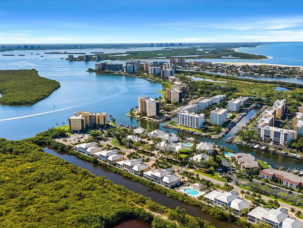 Fort Myers Condo 1021845